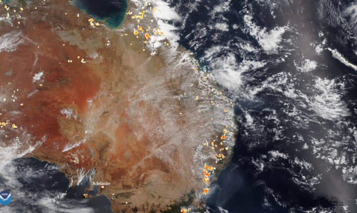 NOAA satellite image of smoke from bushfires across southeastern Australia in December 2019