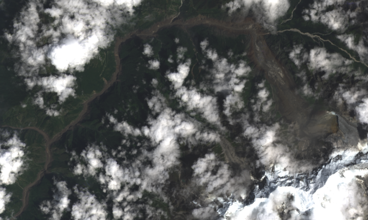 Satellite image showing the aftermath of the 2026 China-Nepal flood around Rasuwa and Gyirong