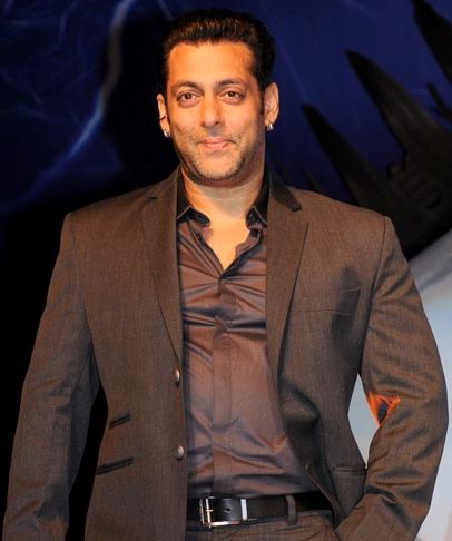 Salman Khan speaking at the Bigg Boss 6 launch in 2014